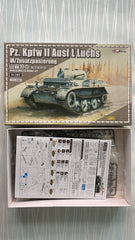 Flyhawk FH3003 1/72 Pz.Kpfw II Ausf L LUCHS w/Zusatzpanzerung Plastic Model Kit