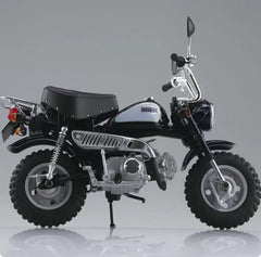 Aoshima AO-11168 1/12 Scale 11168-3700 - Honda Monkey Motorcycle - Black/White