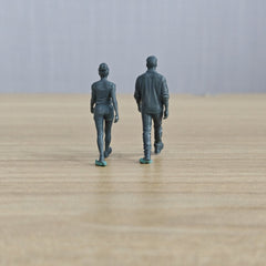 Detail view of Yao's Studio LYTR338 Unpainted Miniature 6-Piece Urban Figures Set, Ideal for Street Scene & Painting Miniatures Diorama Resin Figures Model