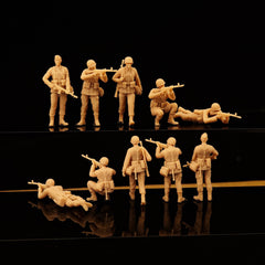 Early West German soldier group of 5 LSSNO244 1/35/48/64/72/87/100/144