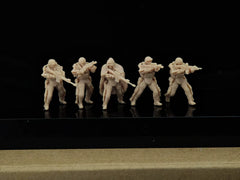 Modern exoskeleton soldier team of 5 LSSNO154 1/35/48/64/72/87/100/144