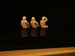 Miniature white model of a modern pilot trio LSSNO228 1/35/48/64/72/87/100/144
