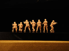 Modern PLA Type 95 infantryman (7 figures) LSSNO252 1/35/48/64/72/87/100/144