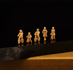 Miniature Model World War II European Cycling Child 6-Person Group Small Soldier White Model LSSNO239 1/35/48/64/72/87/100/144