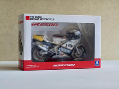 Aoshima AO-06691 1/12 Model Sport Bike Kit Honda NSR250R SP Custom MC18 1988