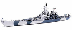 Tamiya 31616 1/700 Scale Water Line Model Kit US Navy Battleship USS Lowa BB-61