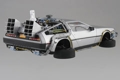 Aoshima AO-06437 1/24 Back to the Future Part II The Time Machine"Delorean"