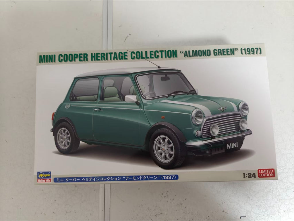 Hasegawa 20789 1/24 Model Kit Mini Cooper Heritage Collection Almond Green 1987