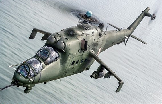 Trumpeter 05812 1/48 Mi-24D Hind-D Helicopter Plastic model — scale model kit