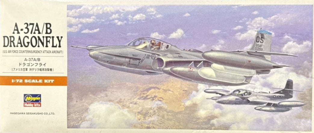 Hasegawa 00142 A-37A/B Dragonfly US Air Force 1/72 Model Kit Factory Sealed — scale model kit