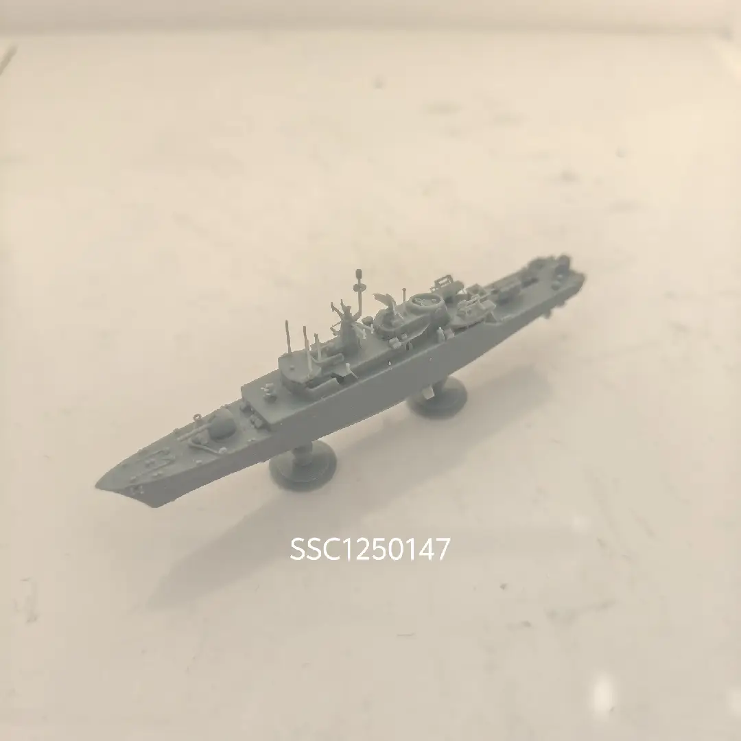 SSC147  Military Model IR Alvand Class Frigate Water Line — detail view 4