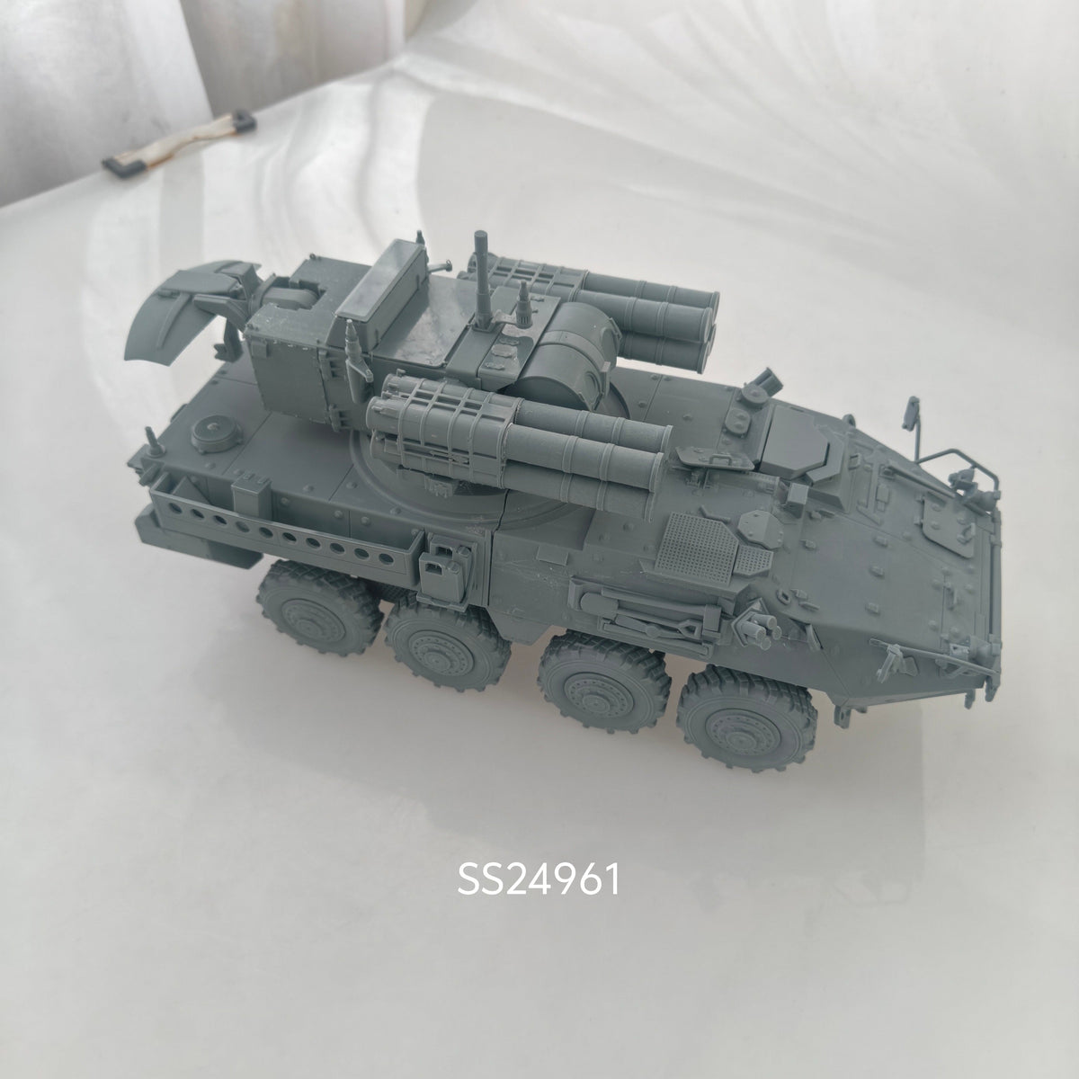 SSMODEL 961 Military Model Kit US Stryker ADATS Tank Destroyer — detail view 4