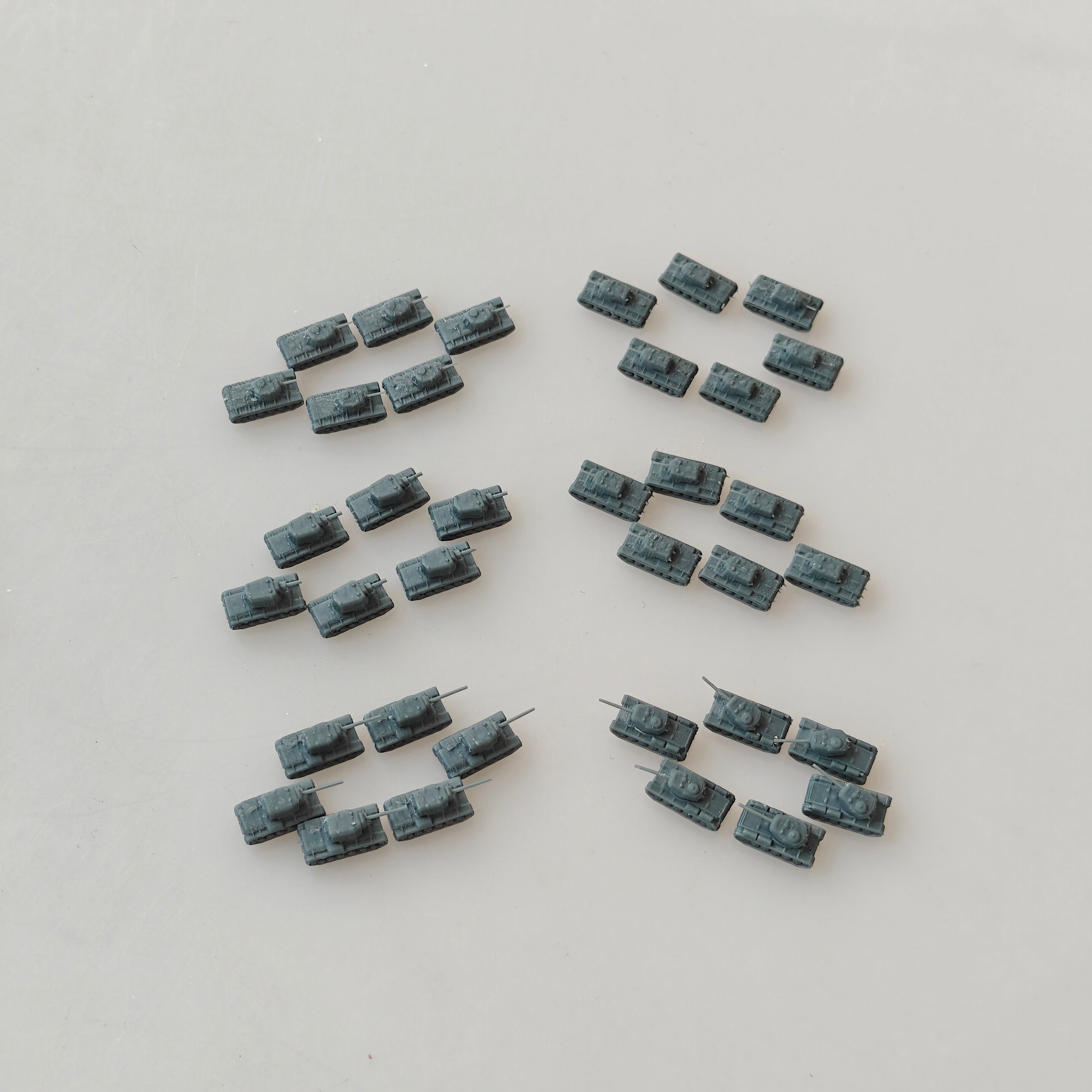 MRY-SFW SSZH002 1/700 Soviet Steel Giants: Complete KV Heavy Tank Collection (7 Models) — L-11 to KV-85 KV-1 Variants + KV-2 + KV-85 Resin Model Kit Unassembled Unpainted