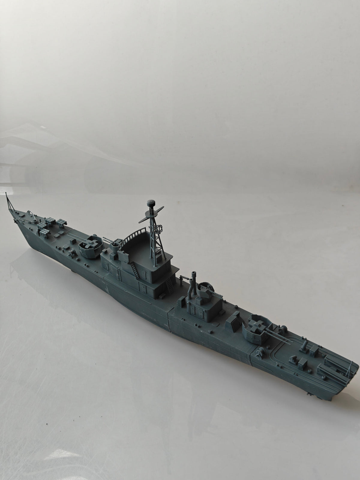 SSC176S Military Model CNS Hainan Class Submarine Chaser Full Hull Main image