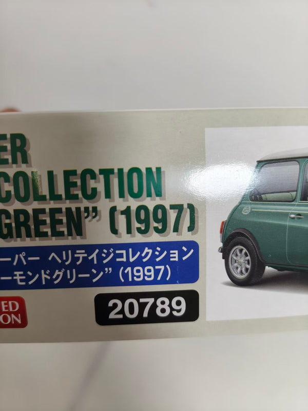 Hasegawa 20789 1/24 Model Kit Mini Cooper Heritage Collection Almond Green 1987