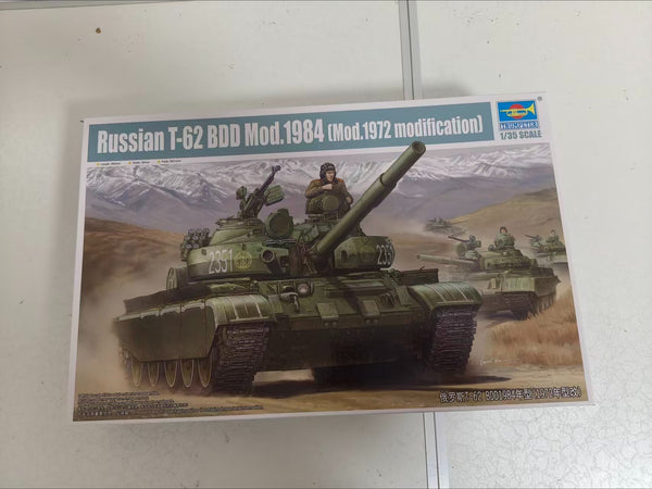 Trumpeter 01554 1/35 Scale Russian T-62 BDD Mod.1984 (Mod.1974) Model Kit + Etch