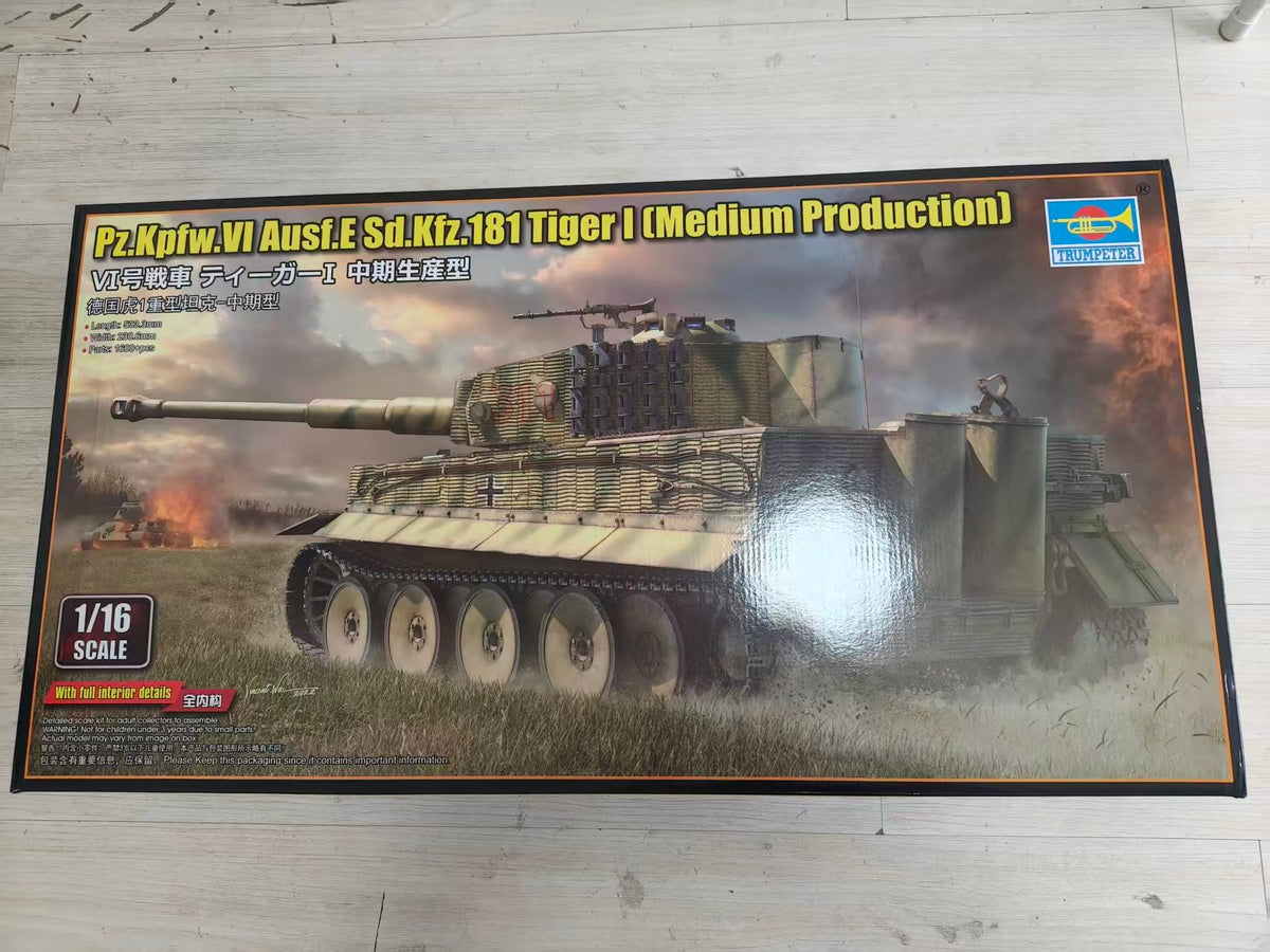 Trumpeter 00944 PZ.KPFW.VI AUSF.E SD.KFZ.181 TIGER I MEDIUM PRODUCTION 1:16 Kit — detail view 5