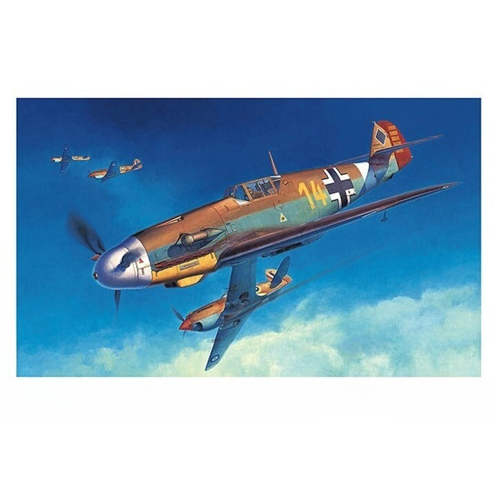 Hasegawa 08881 1/32 Messerschmitt Bf109F-4 Trop — scale model kit