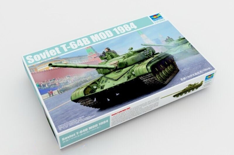 Trumpeter 1/35 05521 Soviet T-64B Mod 1984 Soviet Tank — scale model kit