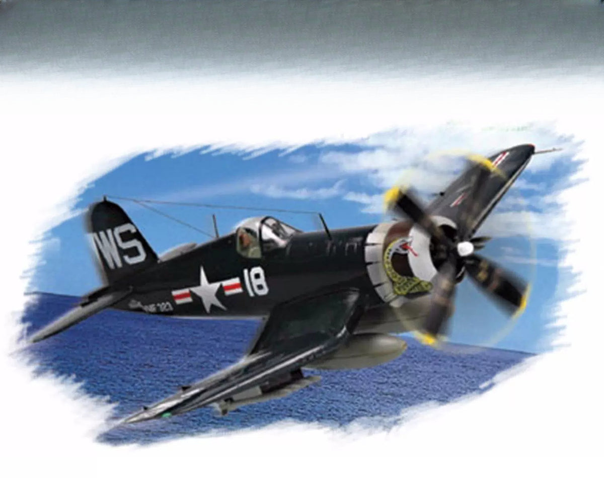 Trumpeter HOBBY BOSS 1/72 F4U-4 "Corsair" Fighter 80218 — scale model kit