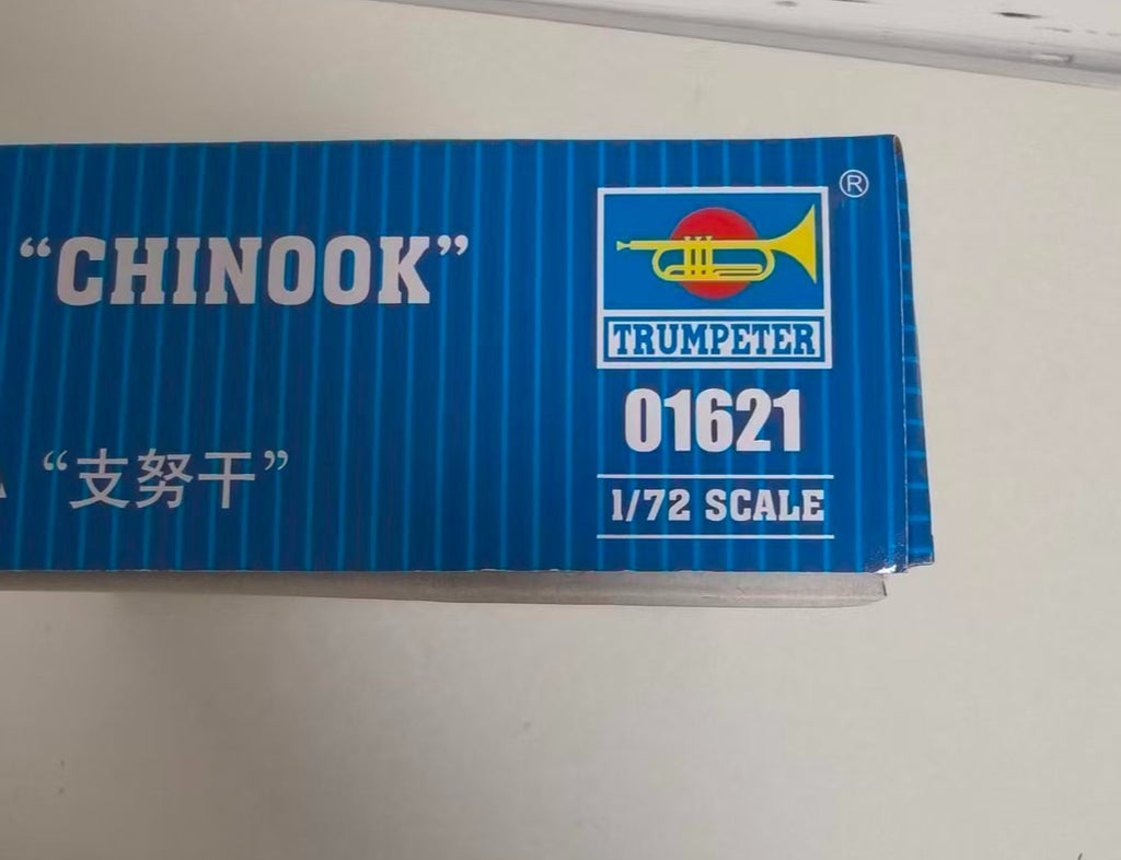 Trumpeter 01621 1/72 CH-47A Chinook medium-lift helicopter