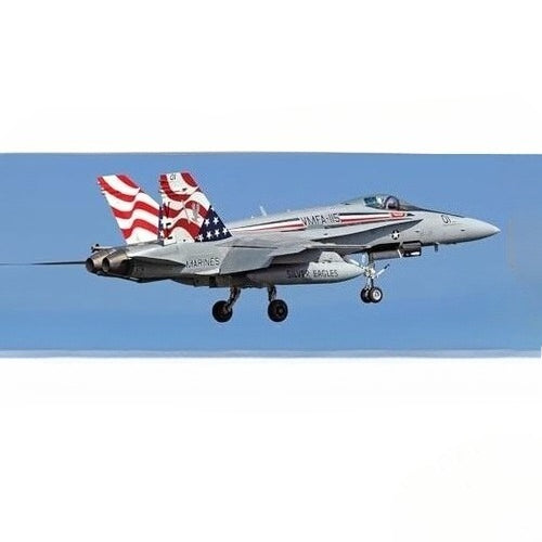 Hasegawa 02471 1/72 US F/A-18C Hornet VMFA-115 Silver Eagles