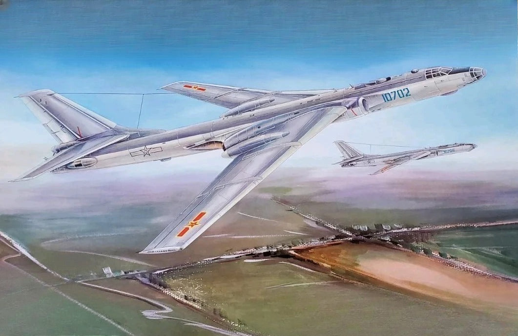 1/72 - Tupolev TU-16K-26 Badger G / Chinese H-6 Bomber - Trumpeter 01612 / 12 Main image