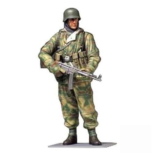 NEW Tamiya Models World War II German Infantryman