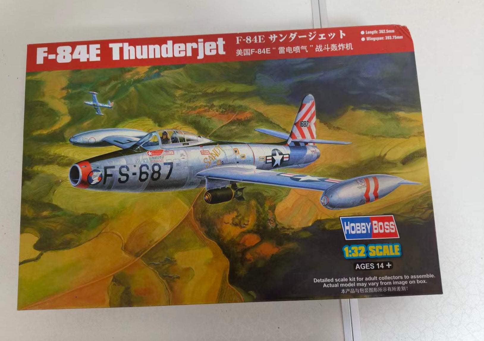 Trumpeter HOBBY BOSS 1/32 American F-84E Thunderjet fighter-bomber 83207