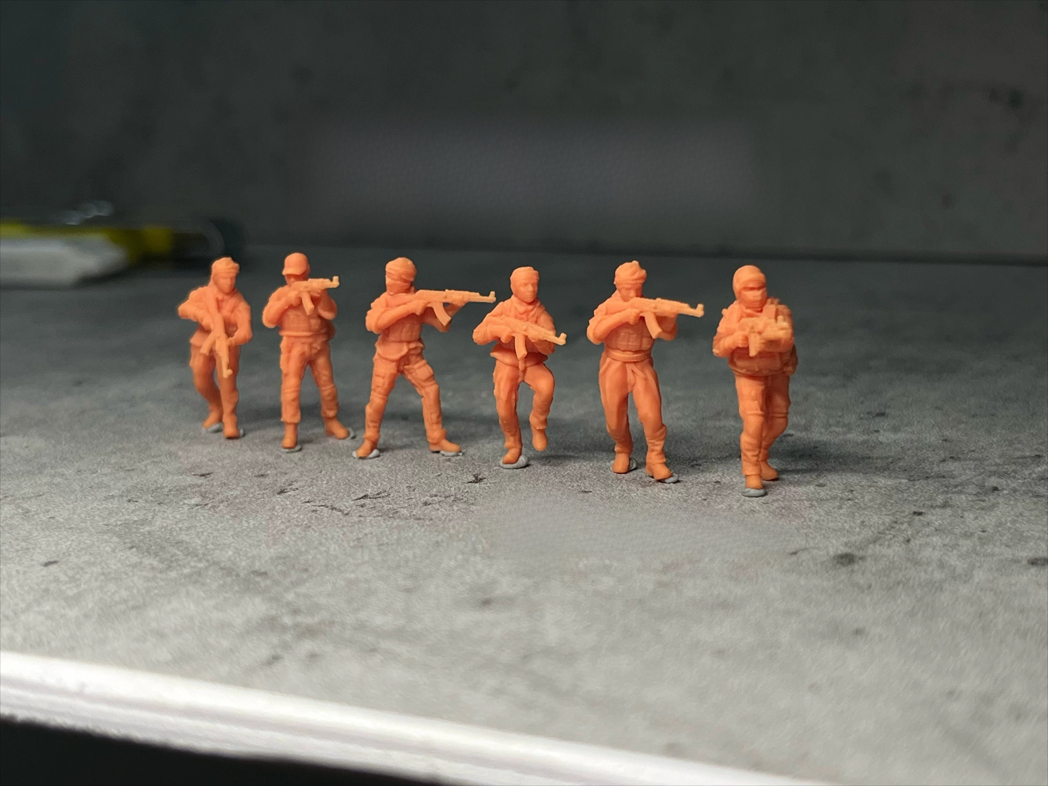 Modern Female Soldier Figures 6pcs LSSNO83 1/35/48/64/72/87/100/144