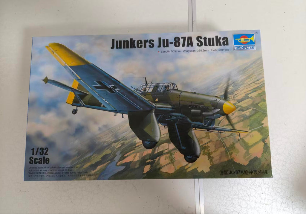 Trumpeter 1/32 03213 Junkers Ju-87A Stuka