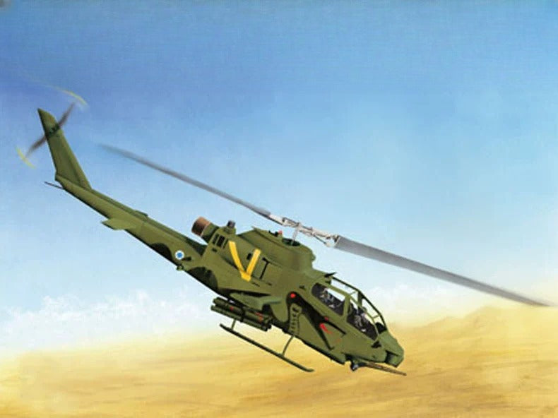 Trumpeter HOBBY BOSS 1/72 AH-1S Cobra Attack Helicopter 87225 — scale model kit