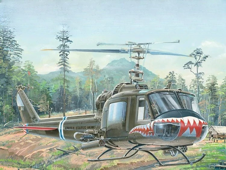 Trumpeter 1/18 UH-1 Huey B/C 81807