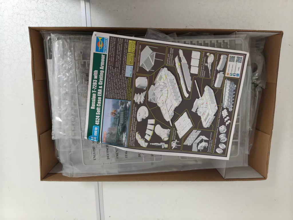 Trumpeter 09610 Russian T-72B3 with 4S24 Soft Case ERA & Grating Armou 1/35