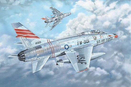 TRUMPETER 03221 1/32 F-100C Super Sabre Model Kit — scale model kit