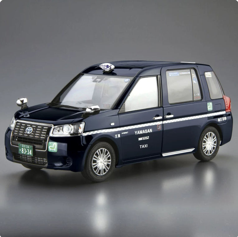 Aoshima AO-05717 1/24 Toyota NTP10 JPN Taxi '17 Checker Cab