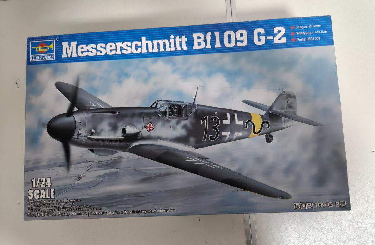 Trumpeter 1/24 MESSERSCHMITT BF-109 G-2 Model Kit - 02406 — detail view 3