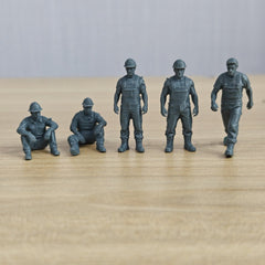 Yao's Studio LYTR305 Unpainted Worker Miniatures 5-Pack | For Diorama, Hobby Painting & Scene Props Miniatures Diorama Resin Figures 3D Printed Resin Model Kit by SSMODEL