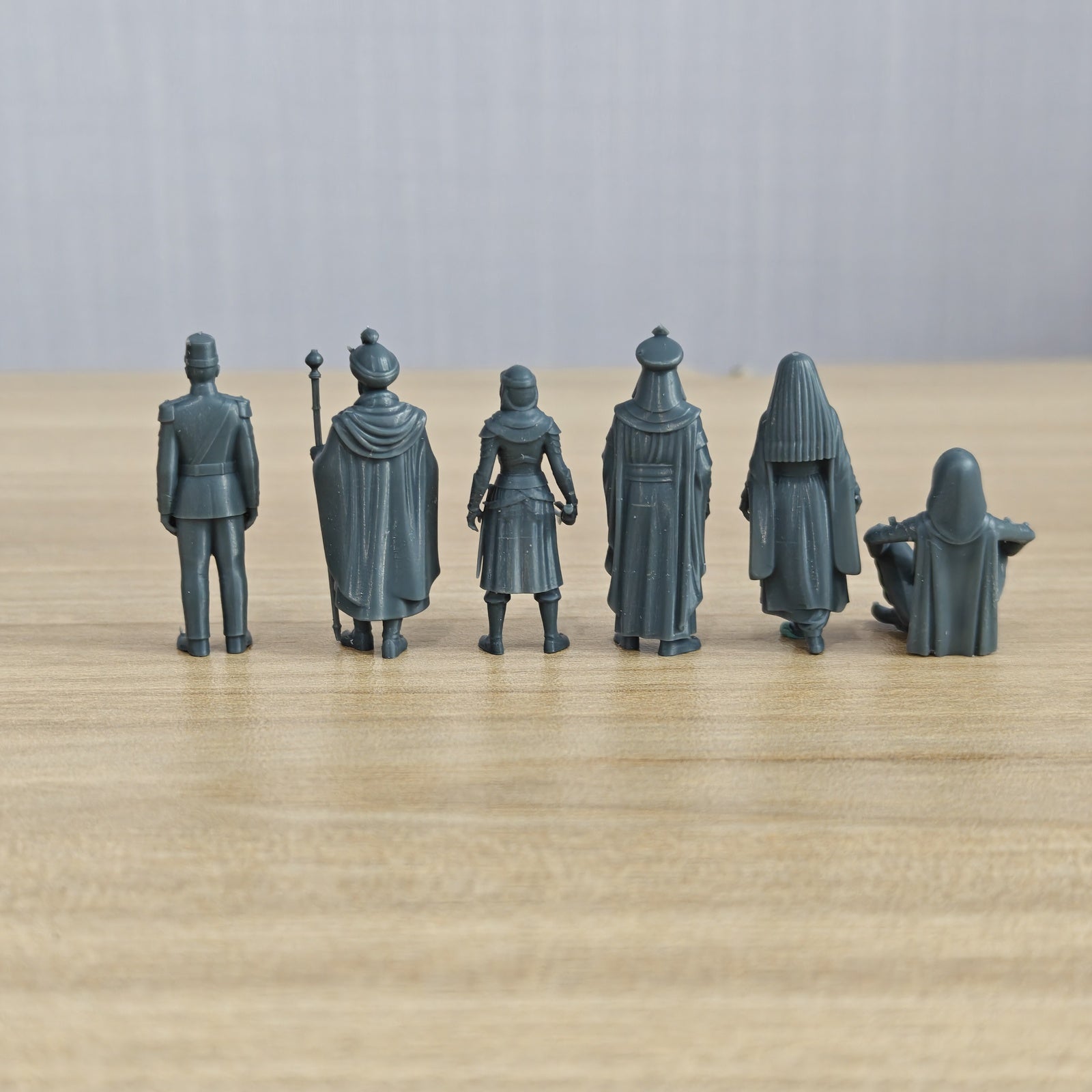 Detail view of MRY-SFW LYTR470 Colonial Era Middle Eastern Diverse Group of 6 Miniature Car Diorama Figures Scene Props Accessories Resin Model