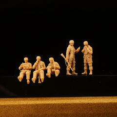 WWII Paratrooper Rest Group of 5 Little Soldiers  LSSNO263 1/35/48/64/72/87/100/144