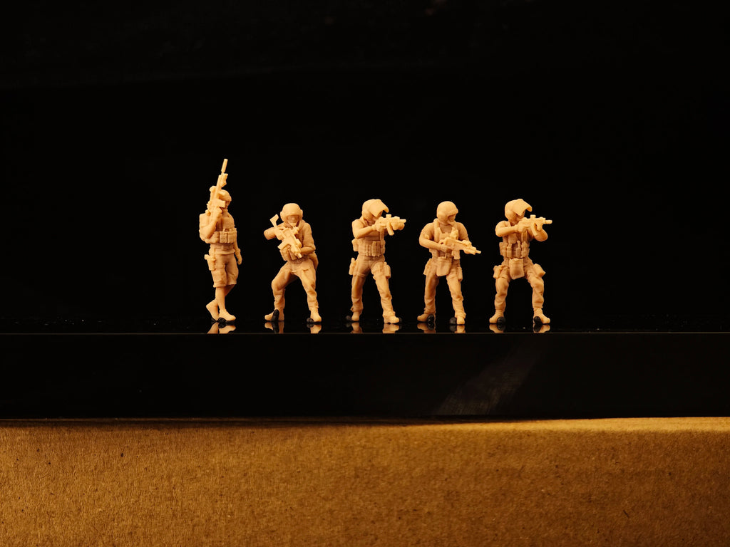 5 members of the German GSG9 special forces LSSNO247 1/35/48/64/72/87/100/144