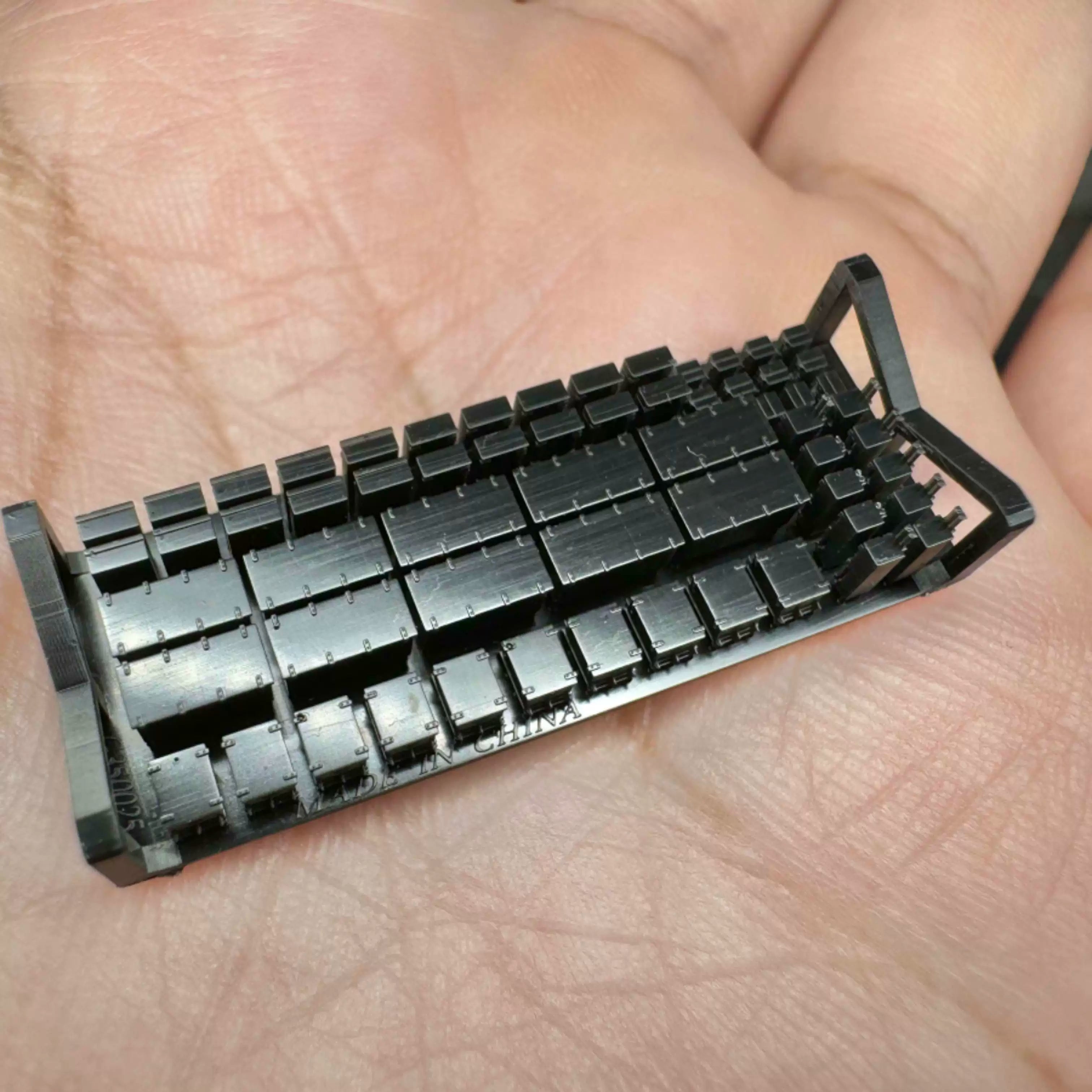 SSMODEL G350025  350 scale German Navy lockers