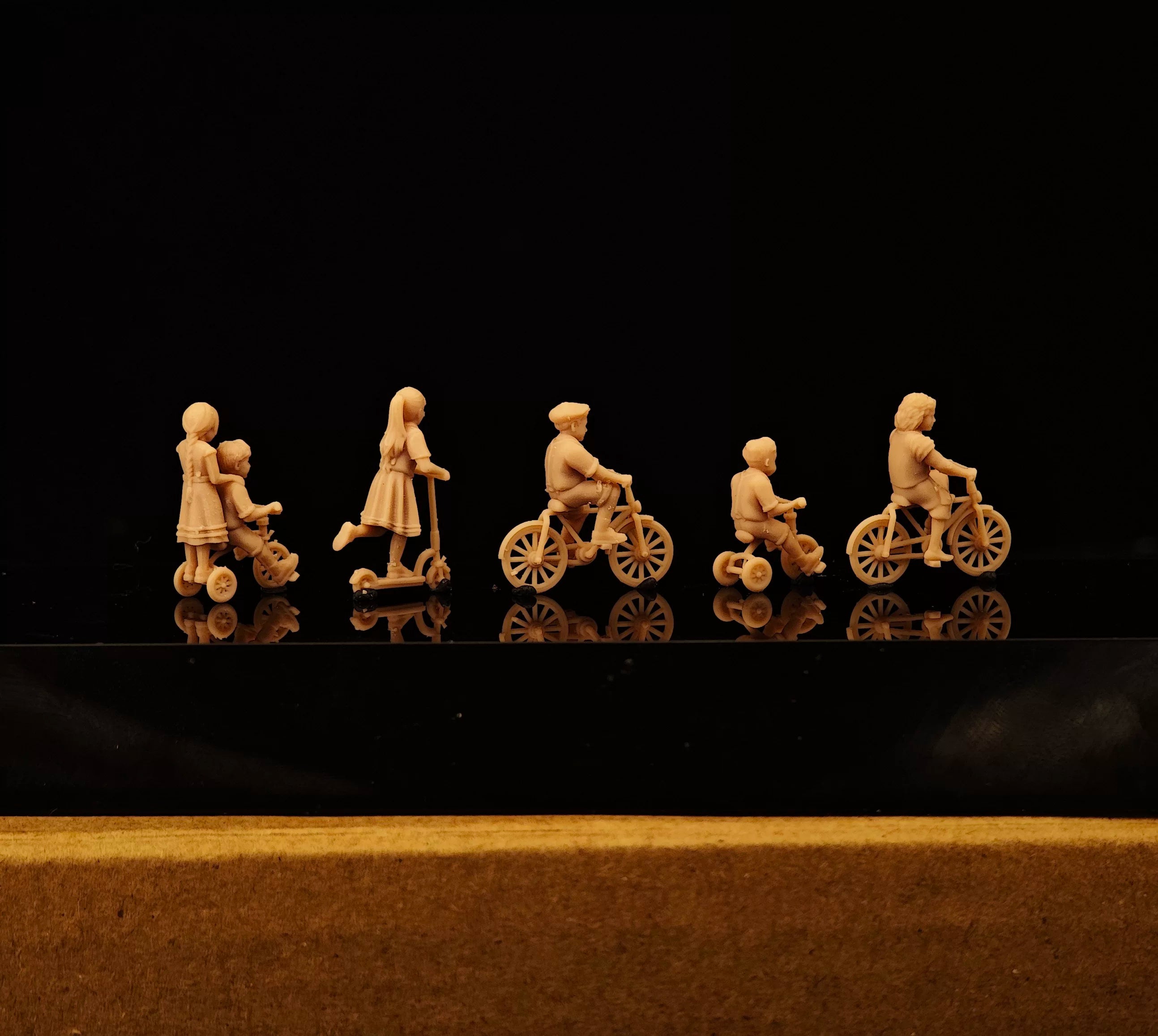 Miniature Model World War II European Cycling Child 6-Person Group Small Soldier White Model LSSNO239 1/35/48/64/72/87/100/144