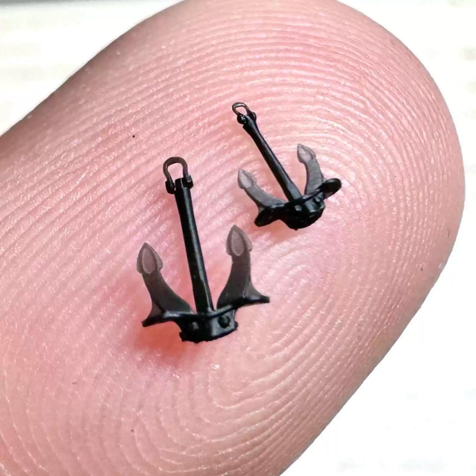 SSMODEL G700026   700 scale German Navy warship anchors in two sizes