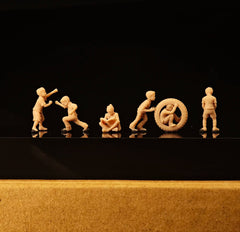 Miniature Model: Children Playing in World War II, 6-Person Group, Little Soldier, White Model LSSNO248 1/35/48/64/72/87/100/144