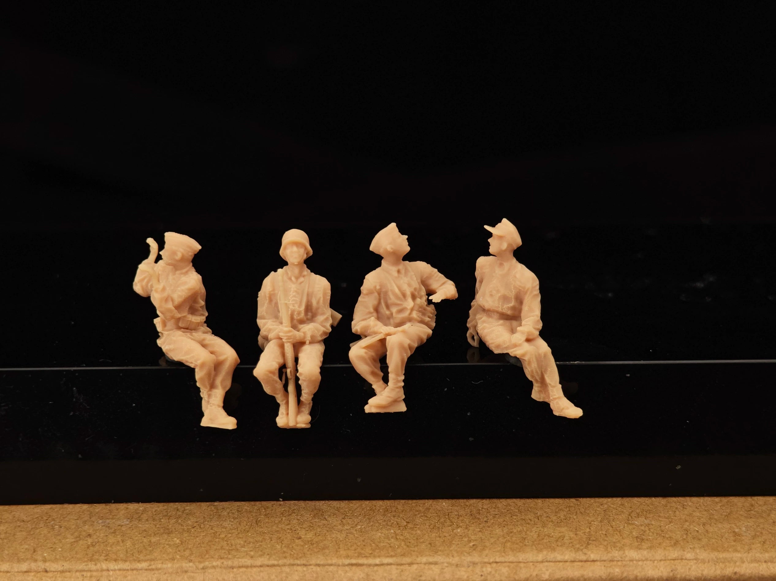 Spring infantry 8-person group with a high proportion can be used  LSSNO158 1/35/48/64/72/87/100/144