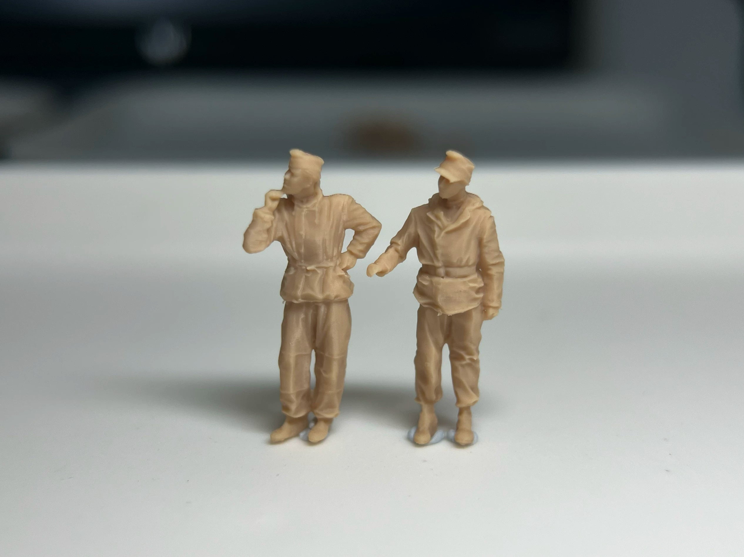 WW2 D Rhino Soldiers: 6 units  LSSNO69 1/35/48/64/72/87/100/144