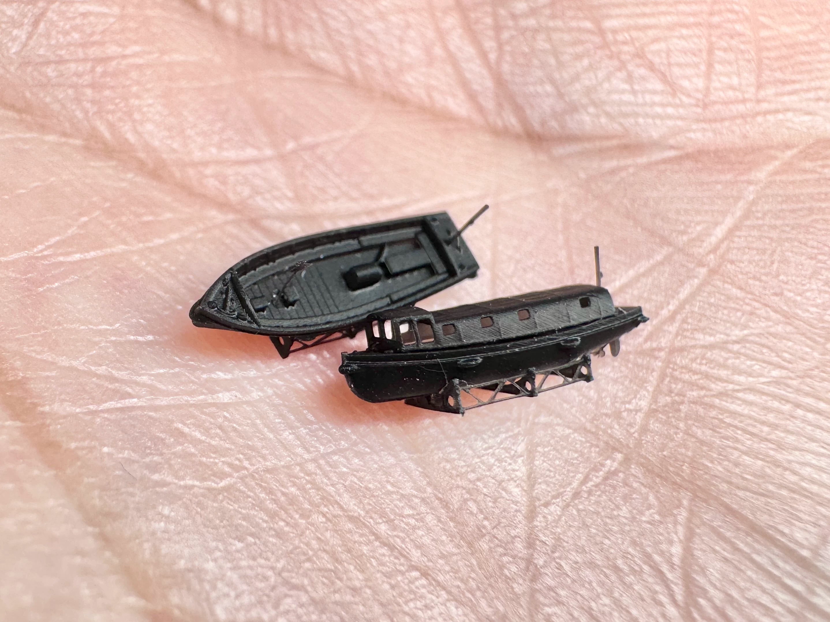 SSMODEL SSMODEL  R700040 1/700 scale cargo ships within 8 meters