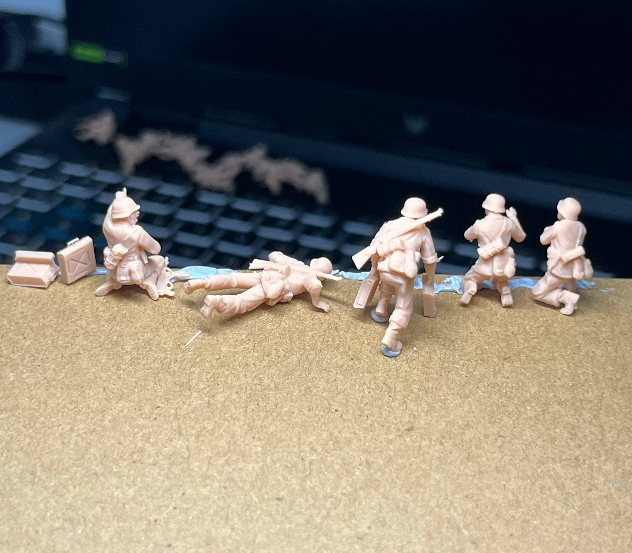 WWII D37mm gun crew of 5 LSSNO66 1/35/48/64/72/87/100/144