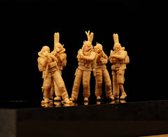 Five Mao-style snow soldier figures LSSNO246 1/35/48/64/72/87/100/144